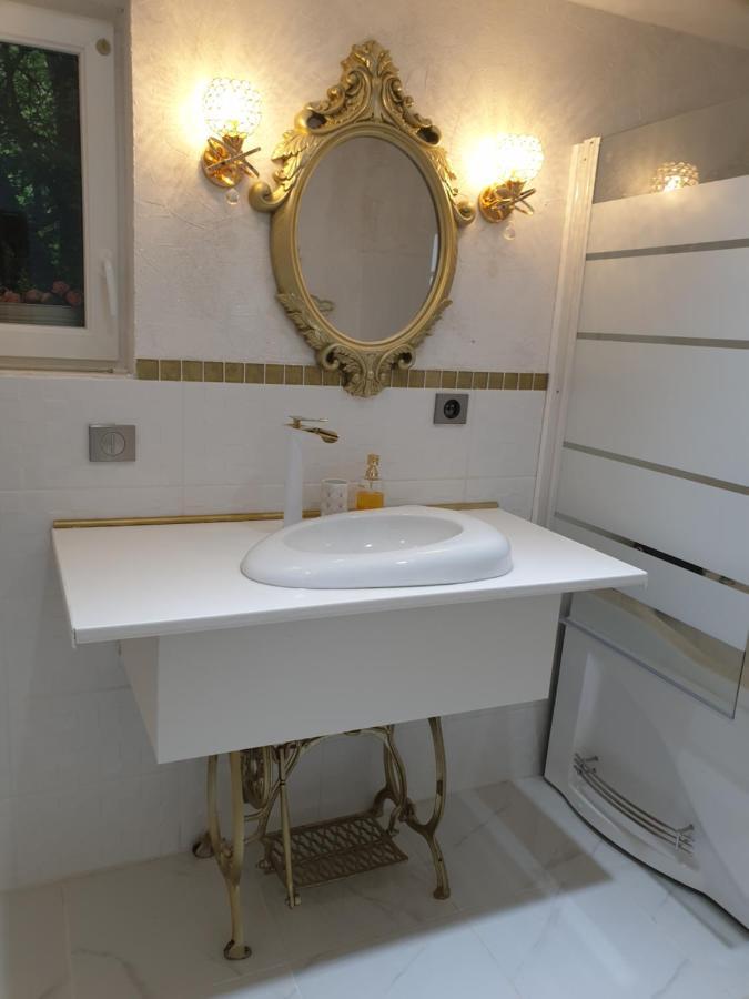Bed and Breakfast Domaine Mon Doux Reve Terrasson Exterior foto