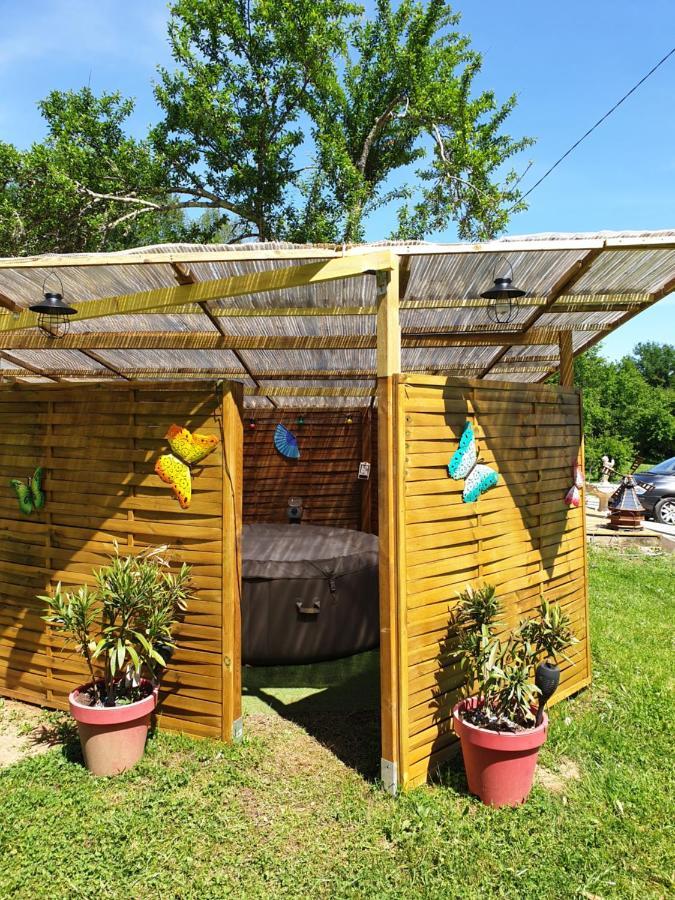 Bed and Breakfast Domaine Mon Doux Reve Terrasson Exterior foto